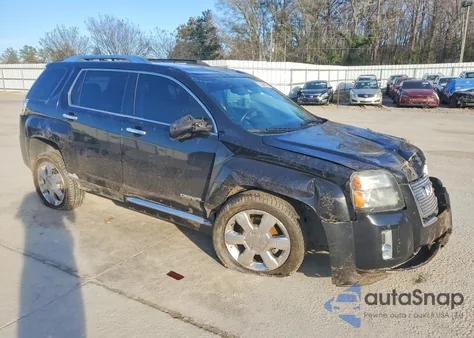 2014 GMC Terrain Denali z USA, uszkodzony, nr VIN 2GKFLUE39E6366053